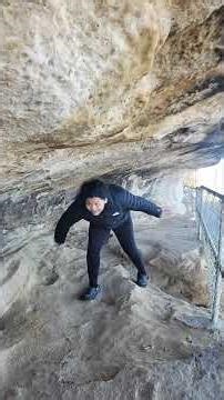 Danny And lesly-the cave #dannyandlesly #dannyandleslytv #cave #walktravelandrelax