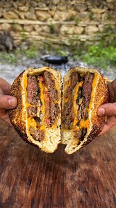 912K views · 26K reactions | Kapalı Hamburger - Closed Hamburger #food #foodlover #chefganicaglar #steak #chef #new #camp | Chefganiçağlar | Facebook