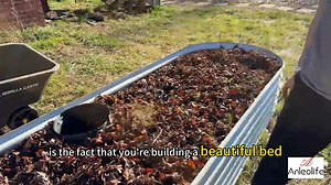 🍂 Upgrade Your Garden And Make It Fertile!🍂 It is a perfect season for preparing a productive raised garden for the next year! What kinds of preparation will be good for your raised garden? 🐛Weed&Pest Control: lower temperature depresses weed growth and disrupt pest cycles. Clean up and clear debris to reduce weeds and pests! 🌱 Soil Preparation: loosen the soil, and make your soil more nutritious with organic matter such as compost and dried leaves! Designed for both professional growers and