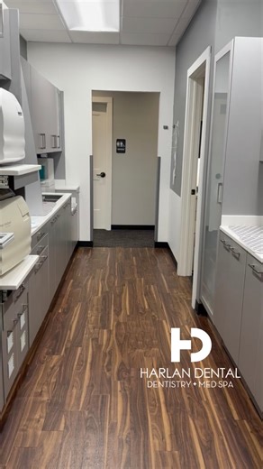 22 reactions | Blink and you’ll miss it. The fastest office tour ever...