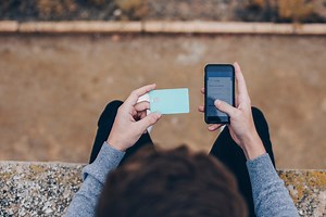 Transforming mobile banking with real-time data | IBM