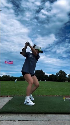 Amazing Golf Swing you need to see | Golf Girl awesome swing | Golf shorts | Steph Archer