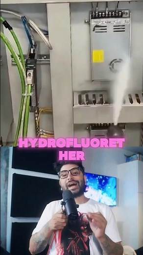 How to clean your electronics while they’re still on