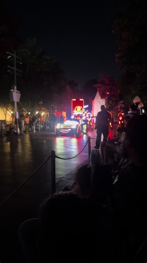 Exploring Disneyland and Disney World Parades with Cars