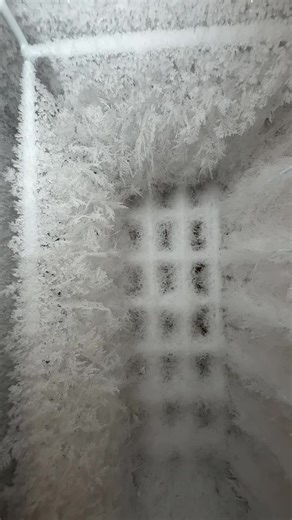 The prettiest snowflakes ❄️ I’ve ever seen #fyp #foryoupage #paratiiiiiiiiiiiiiiiiiiiiiiiiiiiiiii #snow #fypシ