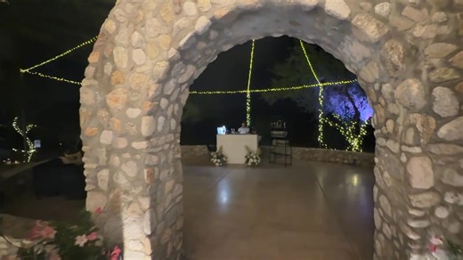 Beautiful outdoor reception at the reflecting pond last night. Our next Bridal Fair is this Tuesday from 4 to 6 pm. Come and check out Saguaro Buttes for yourself. | Saguaro Buttes