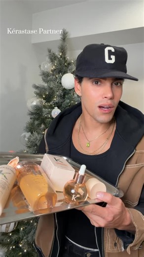 G L E N “COCO” O R O P E Z A on Instagram: "If you truly love someone, give them the gift of GLOSS 🥰 @kerastase_official #KerastasePartner"