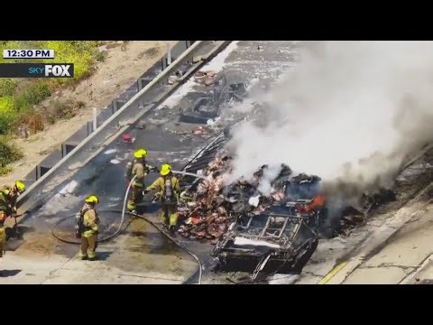 Big rig crash snarls traffic on 5 Freeway
