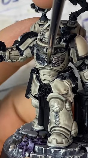 40K views · 390 reactions | Apothecary Biologis space marine painting process. #warhammer40k #warhammer #40k #miniature (87)#Diorama #ModelMaking #Miniatures #MilitaryArt #CraftingCommunity #VisualEngineering #SatisfyingArt #ASMR #DIYProjects | Oddly Creative | Facebook