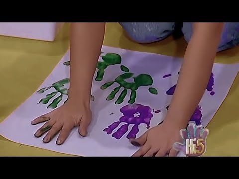 Hi-5: Sun Makes Handprint Pictures with Paints