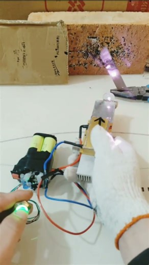 Build Your Own LASER GUN IoT DIY Project! 🔫 #iot #tech #shorts #arduino #lazer #diy #trending #usa