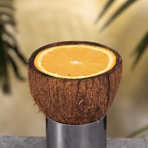 58K views · 165 reactions | Transformez les noix de coco en musique ! Des instruments tropicaux FAIT MAISON pour le plaisir et le rythme | Les Cracks du Bois | Facebook