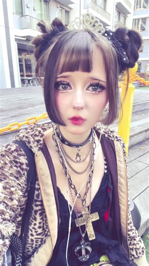 lilli 🐰 (@lilliuaqhkt)’s videos with original sound - Song Lyrics