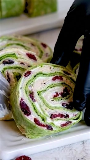 1.7K views | Turkey Cranberry Pinwheels Ingredients: 4 large flour...
