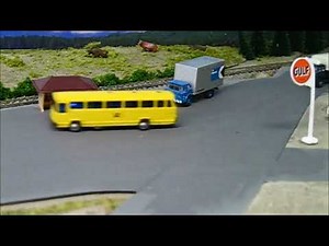 Animated N Scale Bus and Trucks