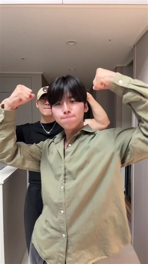 Muscle Dance Moves for Men