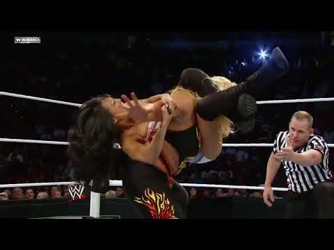 WWE Superstars: 6/30/2011 Beth Phoenix vs Gail Kim