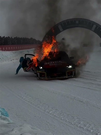 How Can an M5 Catch Fire in Such Cold Weather🫣#bmw#bmwm5#m5#bmwlovers#cars#caredit#shorts#supercars