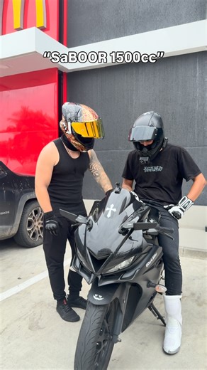 Dark Biker on Instagram: "A famosa R15 SaBOOR 1500cc 😂😂 . . . #moto #r15 #fy #biker #motorcycle #yamaha #r15v3 #allback #bikerlifestyle #bikergang #bikerboysofinstagram #bikerboys #bikerboy🏍😎❤"
