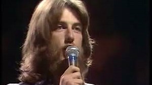 Three Dog Night - Mama Told Me Not To Come (1970) Chords - ChordU