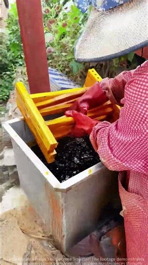 Sharing the process of coloring a stool