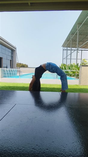 Backdrop #dance #yogapose #yoga #yogaskills #motivation #yogaasana #love #backbendyoga