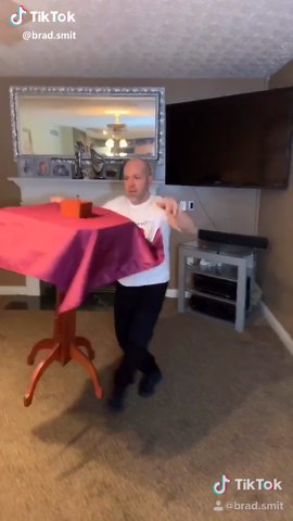 FLOATING TABLE ! #challenge #trick #magic #foryou #duet #fun #prank #funny #trending #fire #secret