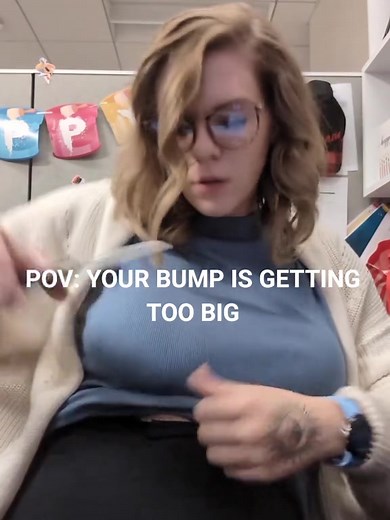 #pregnant #bigbelly #pregnantbelly #pregnantmama #belly #pregnanttiktok #belly #pregnantproblems #pregnantlife