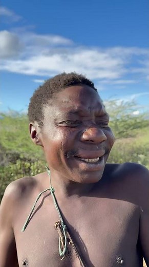 Hadzabe Tribe bushmen Chabba use comb for the first time ever 😅