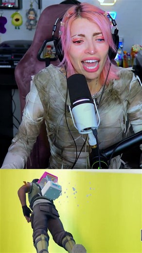 Climbing on Squidward #challenge #tiktok