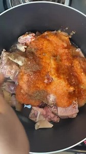 68K views · 875 reactions | When life shows you pepper …. . . . INGREDIENTS -Assorted meat (goat meat and tripe) -onion -ginger -garlic -plantain -basil or scent leaf -6 scotch bonnets Credit: @nigerianfoodiehub SPICES - salt -Cameroon Pepper -4 stock cubes -crayfish -pepper soup spice -paprika -nutmeg . . . . #peppersoup #nigerianpeppersoup #goatmeatpeppersoup #nigerianfood #afrifoodnetwork #afrifoodnet | African Food Network | Facebook