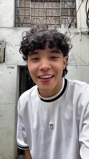 Videos de carediego (@carediegooficial) con “sonido original - 𝙎𝙖𝙣𝙩𝙞𝙧𝙮𝙘𝙨”