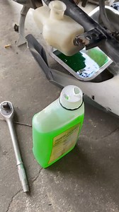 358K views · 3.9K reactions | Mabilisan na bleeding ng cooling system sa nmax v1,v2 at aerox v1 at v2 #ian_Workz #tsambalero | IanWorkz | Facebook