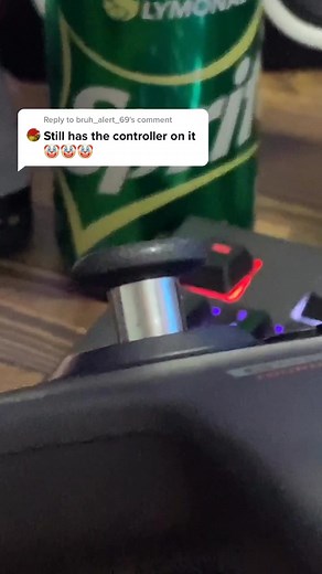 I like the shape of Xbox controllers but I like the layout of the PS4. Solution? Astro C40. Reply to @bruh_alert_69 #fyp #consolewars #ps4 #xbox