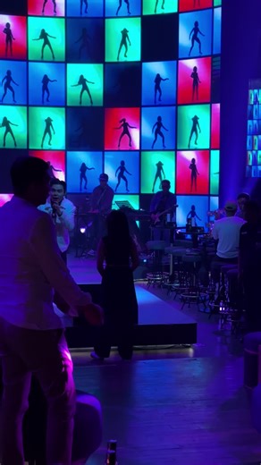 Yang 💃🤣🥳🔥🕺🏼 #jelajahgajian #dugem #dugemjkt #jktdugem #partyjkt #kokosukadugem #hclub #jaksel #party #nightclub #hw #hwgroup #holywings #ambyar #ambyarsenayan #dangdut #jktparty #jktdangdut