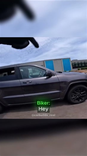 Biker Just Wanted To Say Hi To The Dog 😳