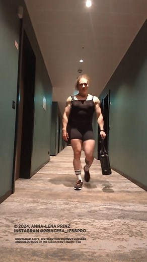 Anna Prinz IFBB Pro Women's Physique / Bodybuilding Coach on Instagram: "The last thing my post workout meal sees when I come home hungry 🍽️ • • • #bodybuilding #fitness #muscle #wpd #gym #stronggirls #femalebodybuilder #femalebodybuilding #posing #flexing #neverstop #ironprincess #fitgirls #muscularwomen #femalepower #workout #training #womensphysique #reels"