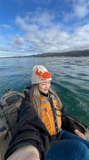 OUR first time kayak crabbing🥹🦀 . . . TY @die.hard.fishing for taking me!!💫 #crab #crabbing #crabvlog #dungenesscrab #fisherwoman #fishingvlog #fishingtrip #pacificocean #halfmoonbay | Kaitlyn Bui