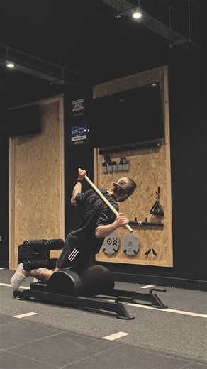 Glute Ham Raise ISO + Rotation