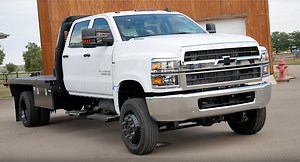 2020 Chevy Silverado HD 6500 Gets 600 Pounds More Payload and 7,000 Pounds Extra Towing Capability (News)