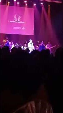 Eric Roberson @ '25 Bethesda Theater VII...Eric Roberson's "Lessons"