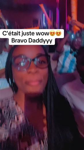 Célébrons le rire et la musique de Daddyyy