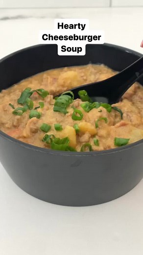 Cheeseburger Soup is comfort food to the max! Hearty, filling, and cheesy, you won’t want to miss this one. Get the recipe at the link in our bio and try in your own Instant Pot. 🍔🥣 INGREDIENTS: 1 tsp olive oil 6 slices bacon, diced 1 ½ lbs. lean ground beef 3 tbsp unsalted butter 1 yellow onion, minced 4 garlic cloves, minced 2 large carrots, diced 2 celery stalks, diced 1 tbsp garlic powder 2 tsp paprika 1 tsp salt 1 tbsp yellow mustard 2 tsp Worcestershire sauce 1 large russet potato, large