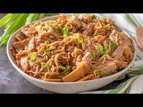 How to Make Pork & Ramen Stir Fry
