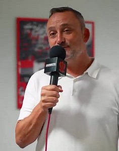44K views · 259 reactions | ⚫️ REACTION ⚫️ La réaction du coach après cette défaite logique face à Benfica. Une équipe supérieure dans beaucoup de compartiments du jeu. Techniquement, tactiquement la marche était trop honte ... Via OGC Nice | Nice Stadium Supporters | Facebook