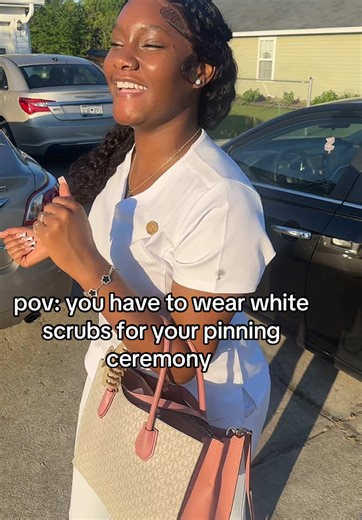 Primer TikTok en la Ceremonia de Pinning de Enfermería