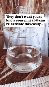 👁️✨ COMMENT “PINEAL” Like • Save • Share • Follow Backup: @alchemistyrising.shadow Did you know your pineal gland (third eye) is designed to be your inner compass — but for most people, it’s overstimulated, burdened, and dulled? ❌ Fluoride exposure ❌ Heavy metals in food, water & air ❌ Chronic stress stored toxins Over time, these create a film that clouds intuition, drains energy, and pulls you out of alignment. 💧 The good news? You can support and reset it. • SOURCE (fulvic minerals frequenc