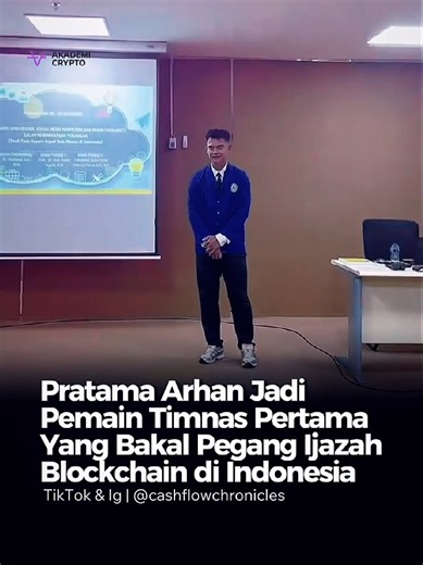 Pratama Arhan Lulus Udinus dengan Ijazah Blockchain