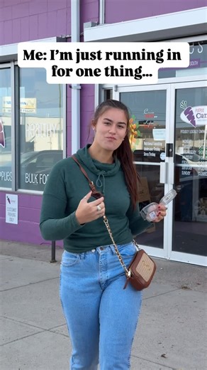 Me: I’m just running in for one thing… Also me: clears out the Hear Me Raw freezer section like it’s a Black Friday sale 😅❄️🍫 When your fave local spot starts stocking your go-to snacks, there’s no such thing as “just one.” Fresh, functional, and way too good to leave behind. #HearMeRaw #FreezerFinds #SnackAttack #HealthyGirlEra #SuperfoodSnacks #CanmoreEats #SnackWithPurpose #healthysnacks #healthyliving #snackwithpurpose #superfoodsnacks #guthealth #adaptogens #wellnessjourney #snacksmart #c