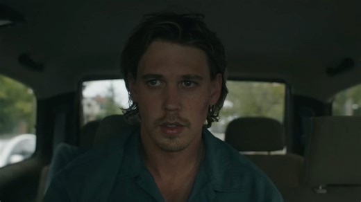 He was just supposed to watch the cat. Now he's running for his f**king life. Austin Butler stars in Darren Aronofsky’s #CaughtStealingMovie – only in theatres August 29. 🎬 https://movief.one/caught-stealing | Moviefone